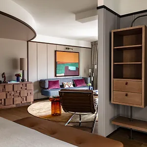 دو فينيي ***** باريس