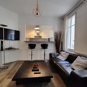  Appartement And Cozy 1b In The Heart Of